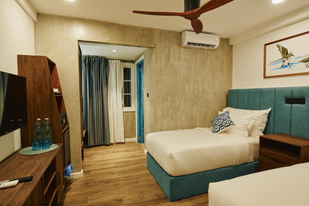 BEACH HOTEL DHIGURAH фото 6
