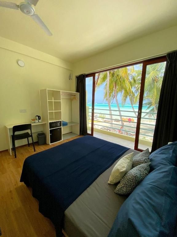BEACH HOUSE HOTEL DHIFFUSHI ISLAND 