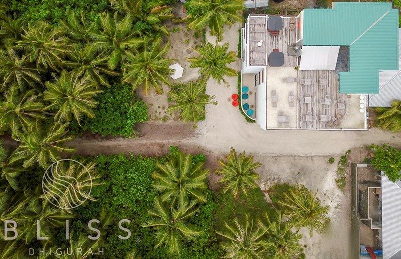 BLISS DHIGURAH GUEST HOUSE фото 2