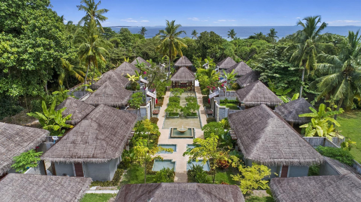 FURAVERI ISLAND RESORT & SPA фото 2
