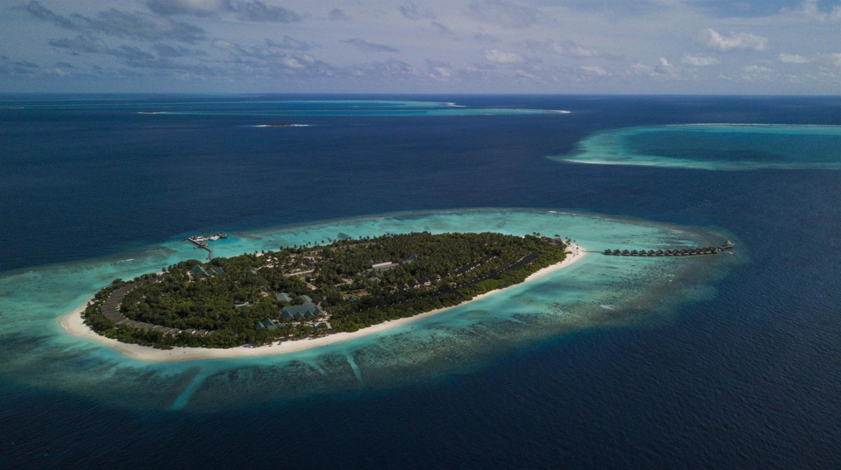 FURAVERI ISLAND RESORT & SPA фото 4