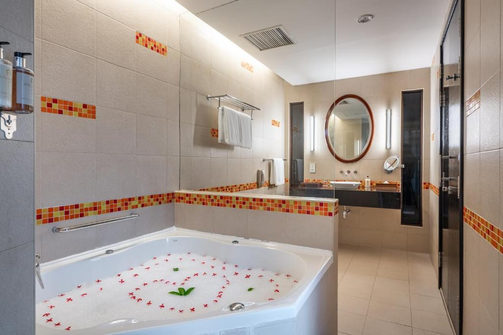 HULHULE ISLAND HOTEL фото 4