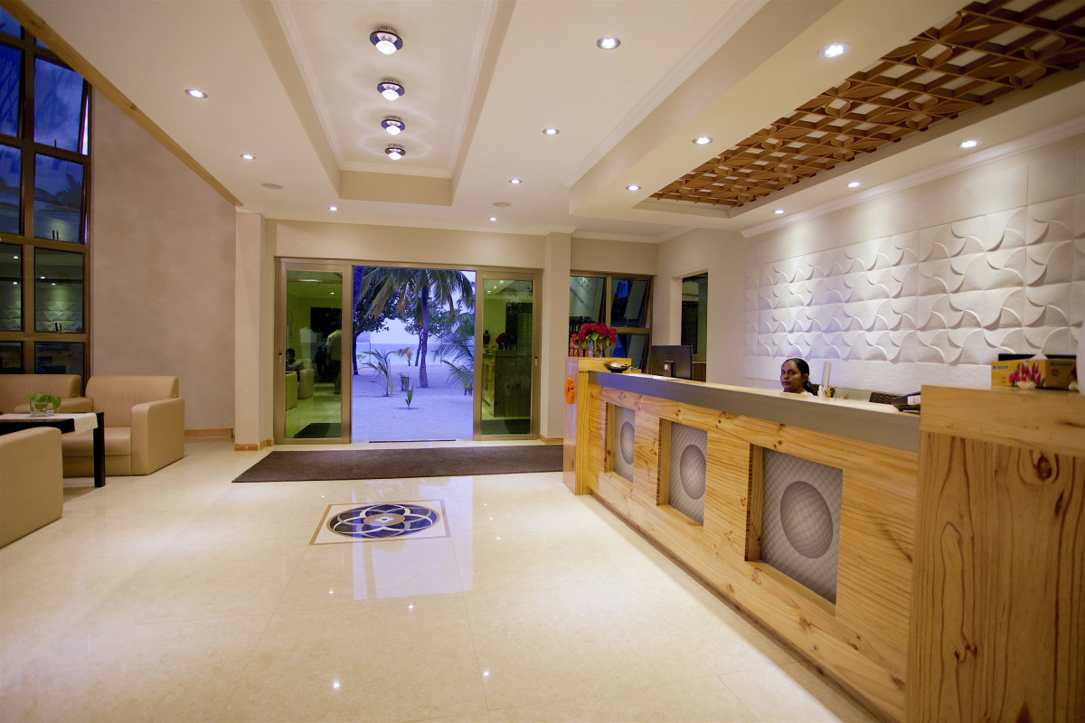KAANI BEACH HOTEL фото 8
