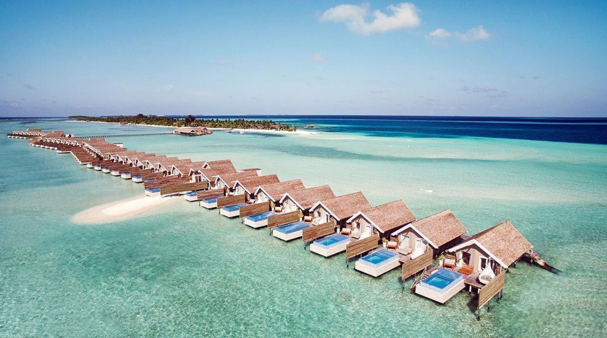 LUX* SOUTH ARI ATOLL RESORTS & VILLAS фото 2