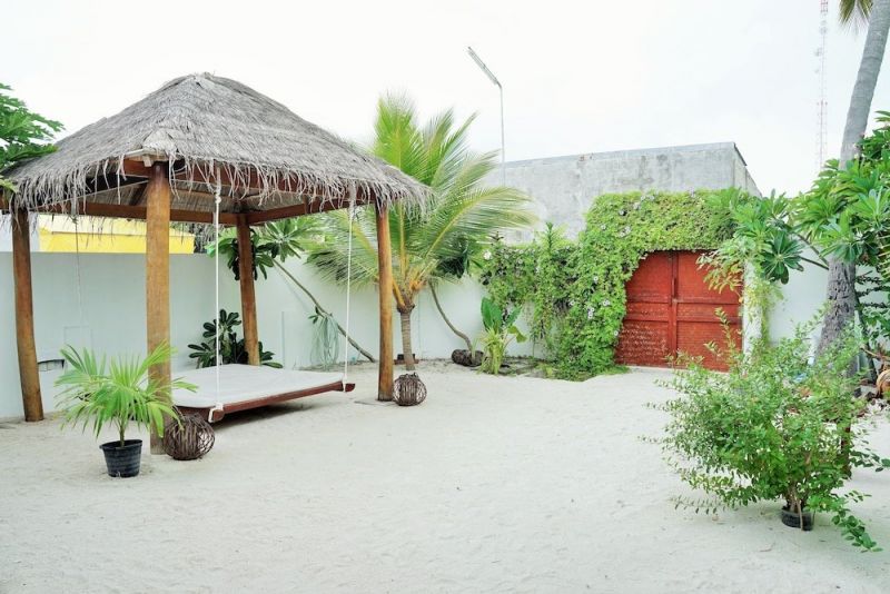 MANTA RETREAT