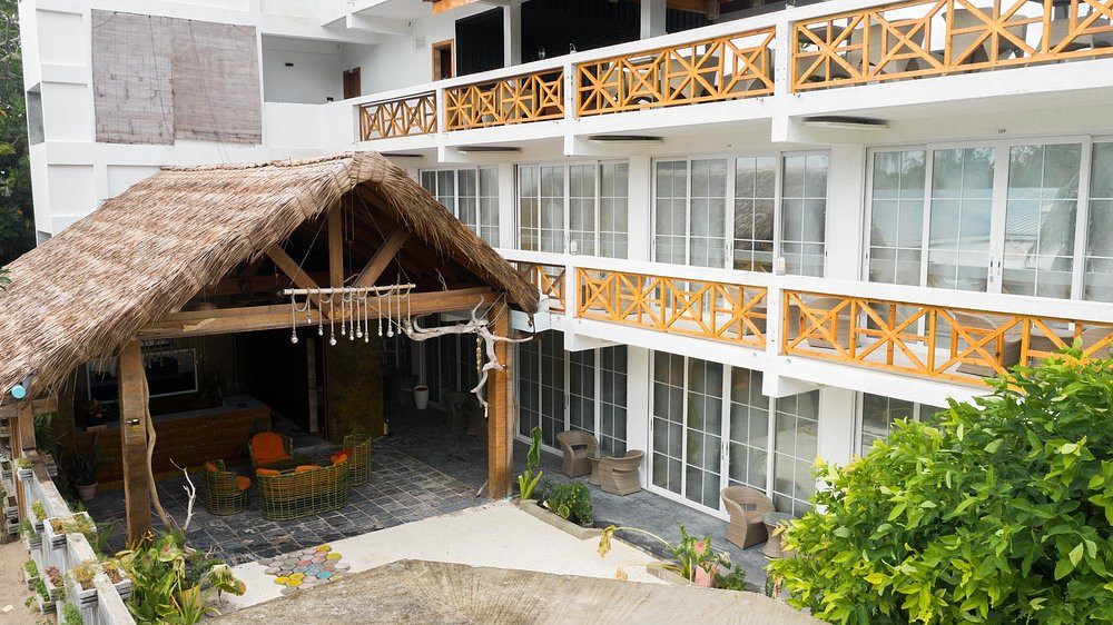 SANDS GRAND DHIGURAH