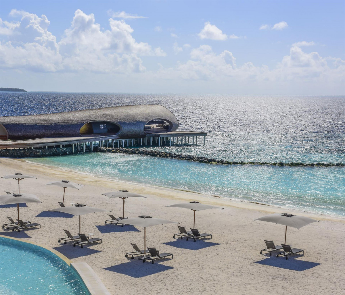 THE ST. REGIS MALDIVES VOMMULI RESORT фото 6