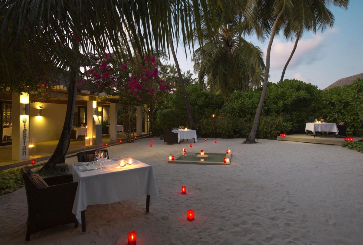 VELASSARU MALDIVES фото 7