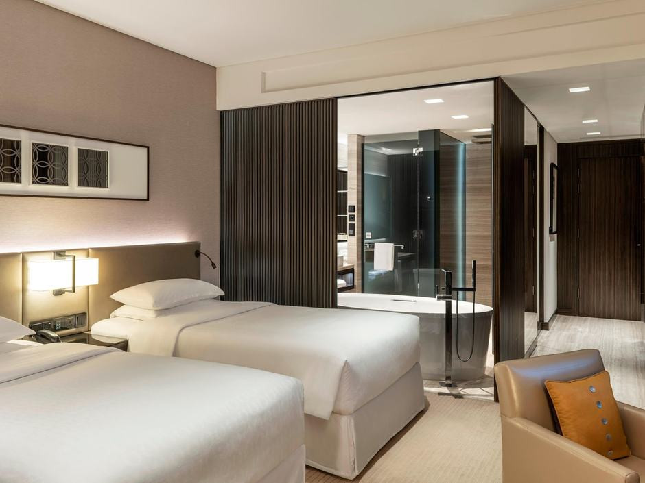 SHERATON GRAND HOTEL фото 4
