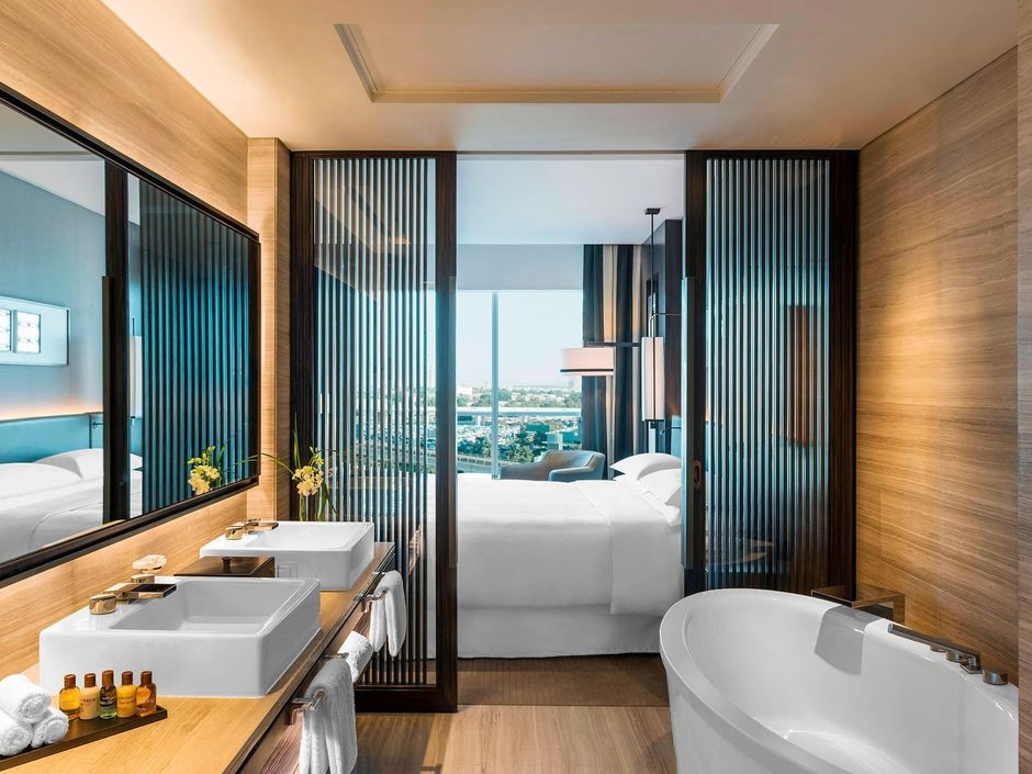 SHERATON GRAND HOTEL фото 8