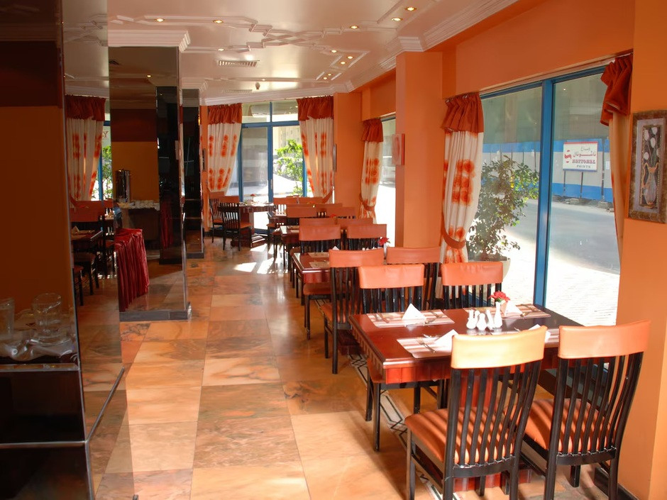 AL BUSTAN HOTEL FLATS SHARJAH фото 8