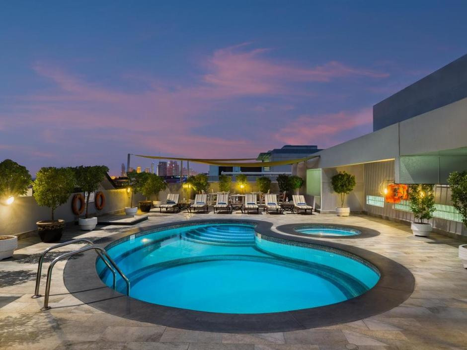 SAVOY PARK APARTMENTS