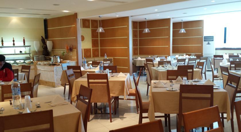 AL JAZIRA CLUB фото 4