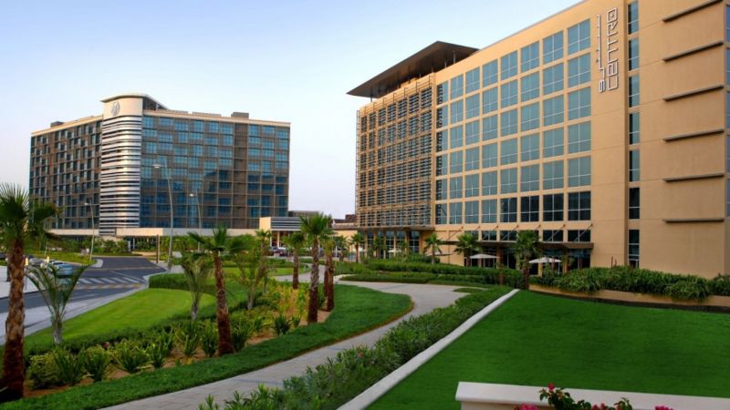 YAS PLAZA CIRCUIT (EX. CENTRO YAS ISLAND ROTANA) фото 2