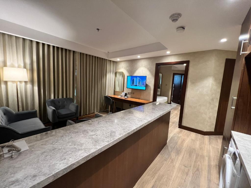 CITY SEASONS SUITES фото 5