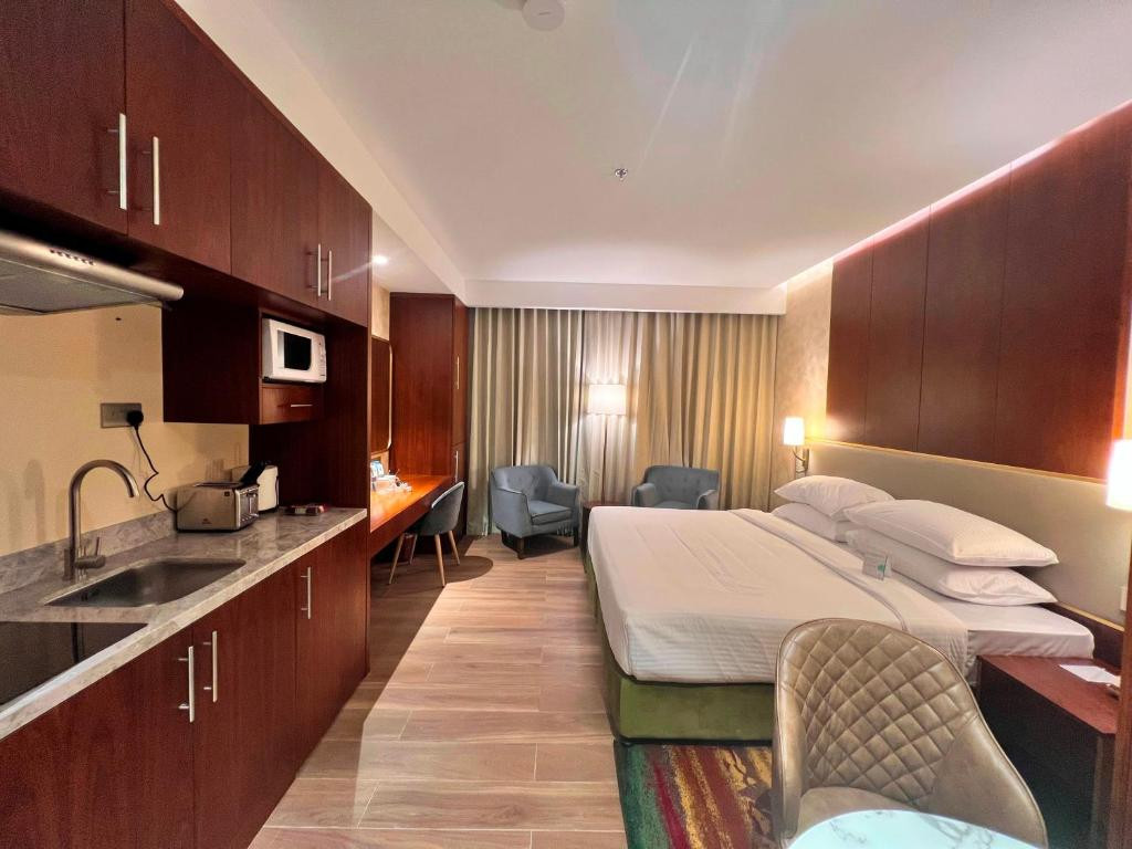 CITY SEASONS SUITES фото 8