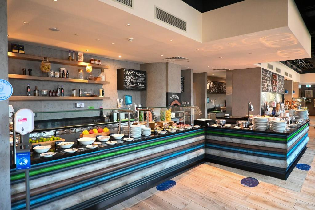 MERCURE DUBAI GOLD DISTRICT (EX. DAYS HOTEL BY WYNDHAM DUBAI DEIRA) фото 6