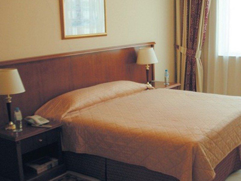 EMBASSY SUITES фото 4