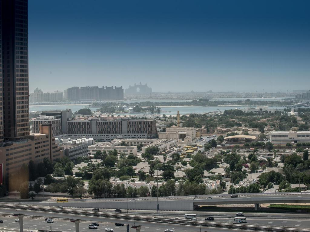 GRAND MILLENNIUM DUBAI (EX. MILLENNIUM TOWERS HOTEL DUBAI) фото 3