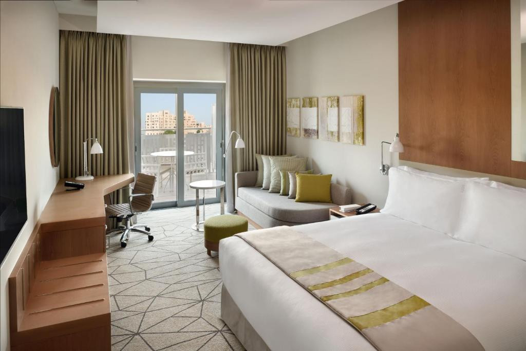 HOLIDAY INN & SUITES DUBAI FESTIVAL CITY фото 3