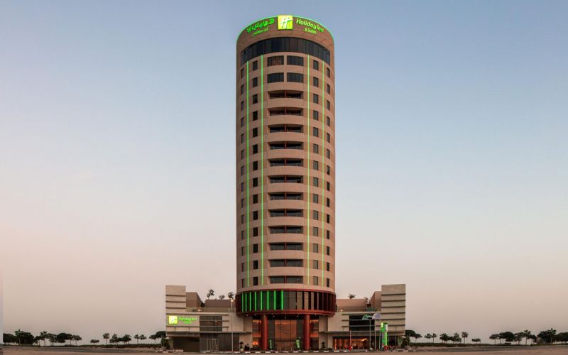 HOLIDAY INN & SUITES DUBAI SCIENCE PARK фото 2