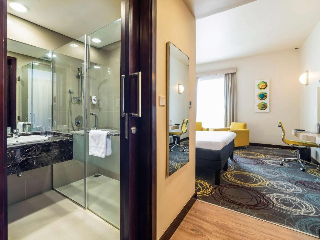 IBIS STYLES DRAGON MART DUBAI фото 7