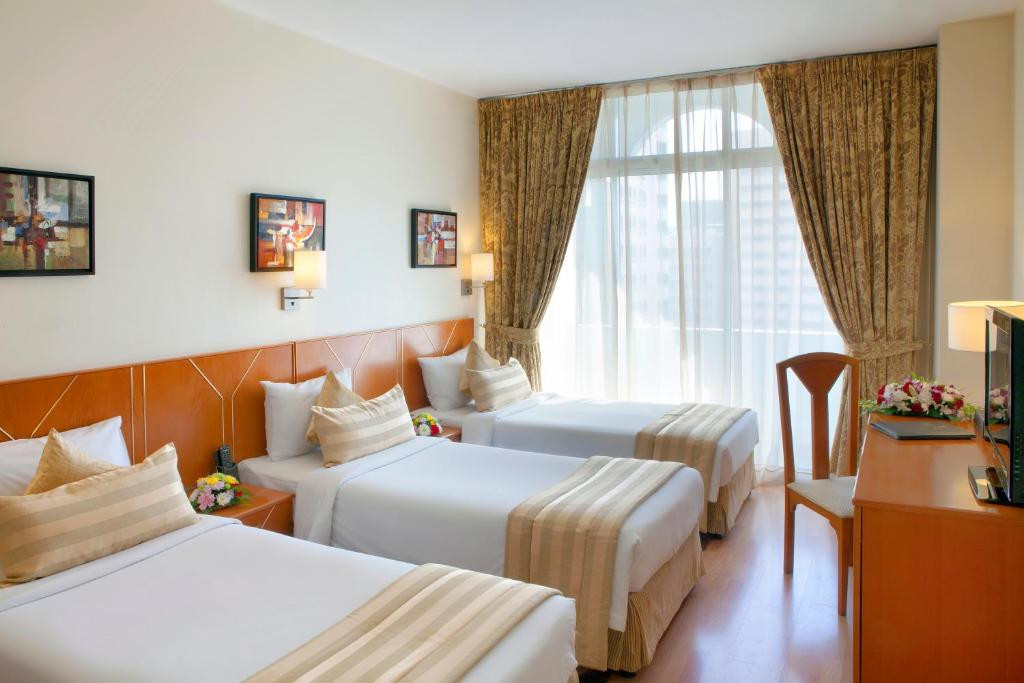 LANDMARK HOTEL BANIYAS фото 2