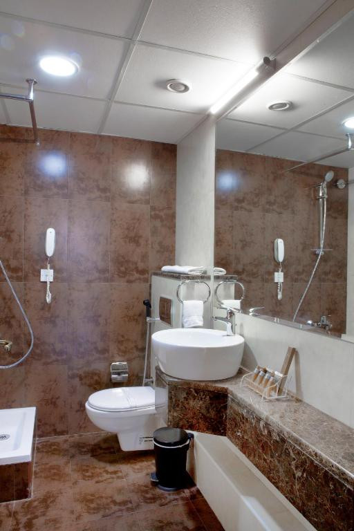 LANDMARK HOTEL BANIYAS фото 3