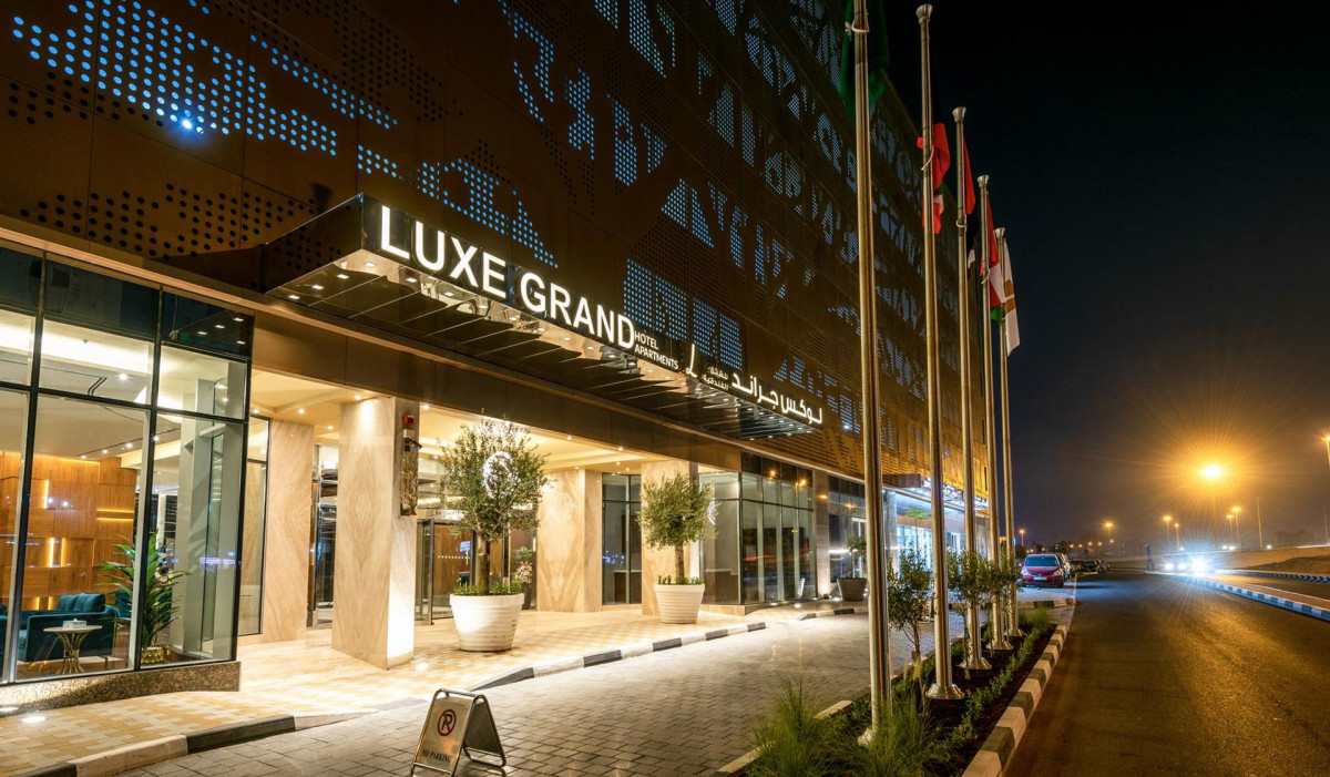 LUXE GRAND HOTEL APARTMENTS фото 8