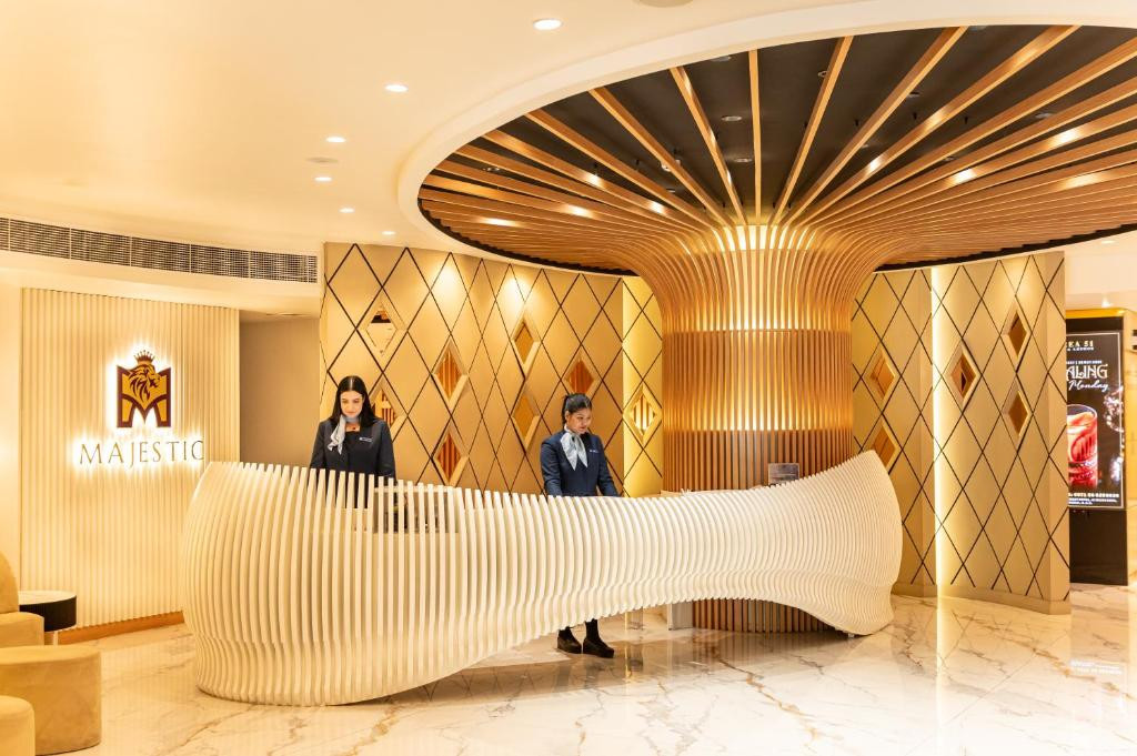 MAJESTIC CITY RETREAT HOTEL (EX. MAJESTIC HOTEL TOWER) фото 5