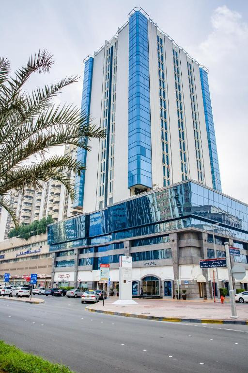 NOVEL HOTEL CITY CENTER (EX. MERCURE CENTRE ABU DHABI)