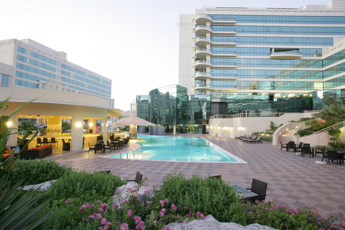 MILLENNIUM AIRPORT HOTEL фото 4