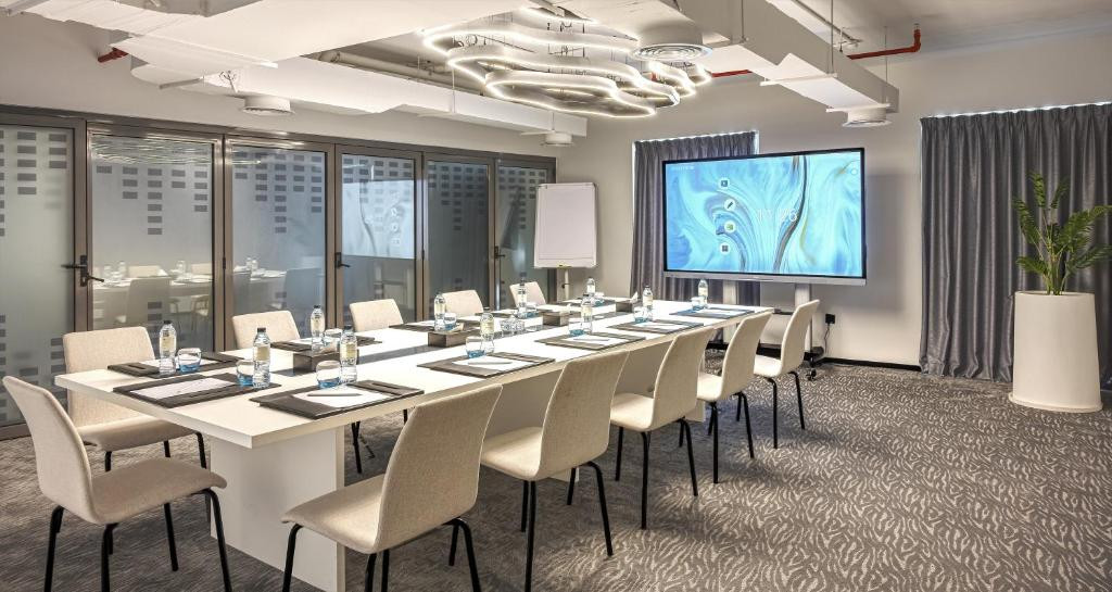 MILLENNIUM ATRIA BUSINESS BAY фото 8