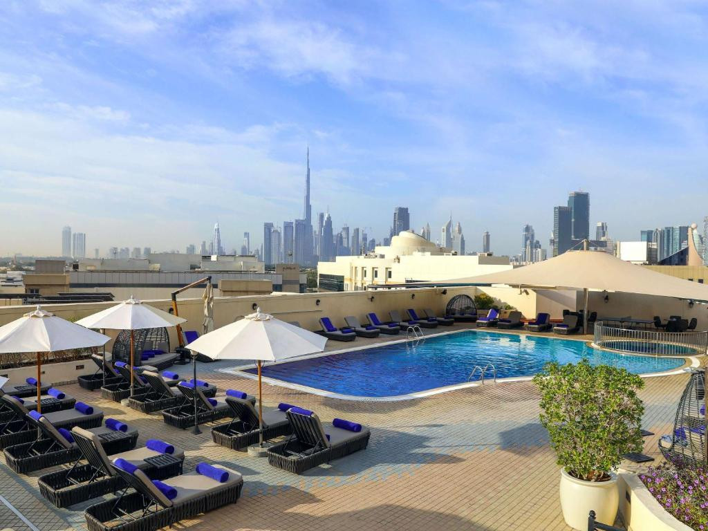 MOVENPICK HOTEL & APARTMENTS BUR DUBAI фото 3