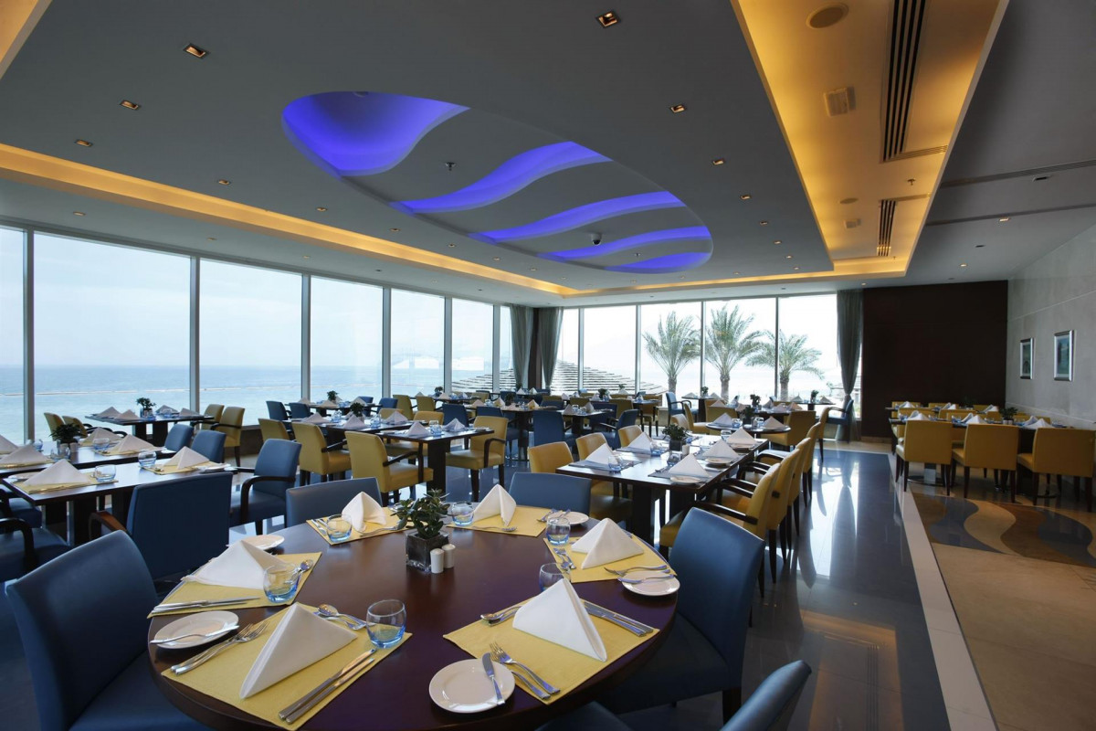 OCEANIC KHORFAKKAN RESORT & SPA фото 4
