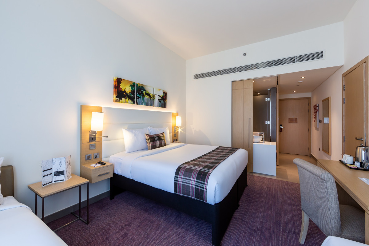 PREMIER INN DRAGON MART HOTEL фото 8
