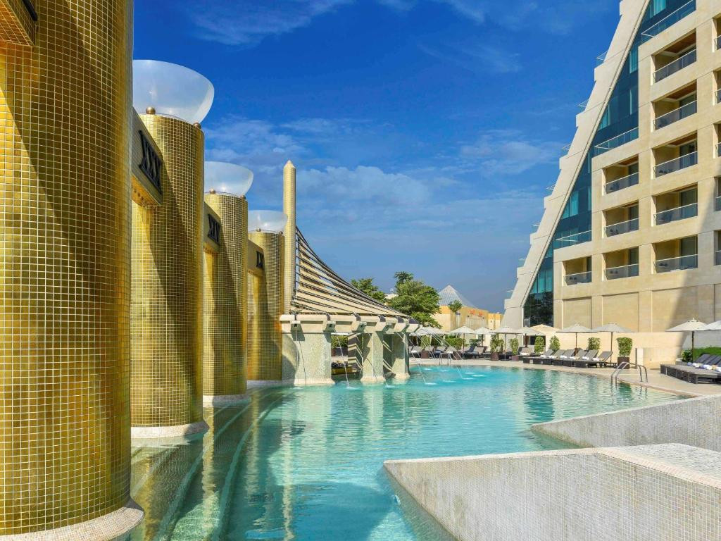 RAFFLES DUBAI фото 2