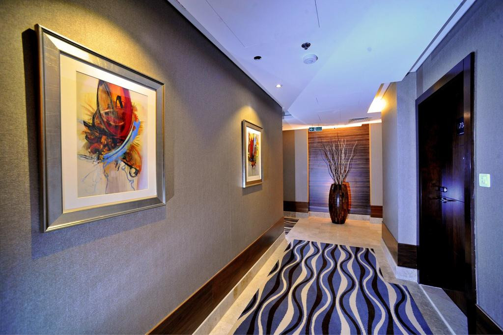 RAMADA ABU DHABI CORNICHE фото 3