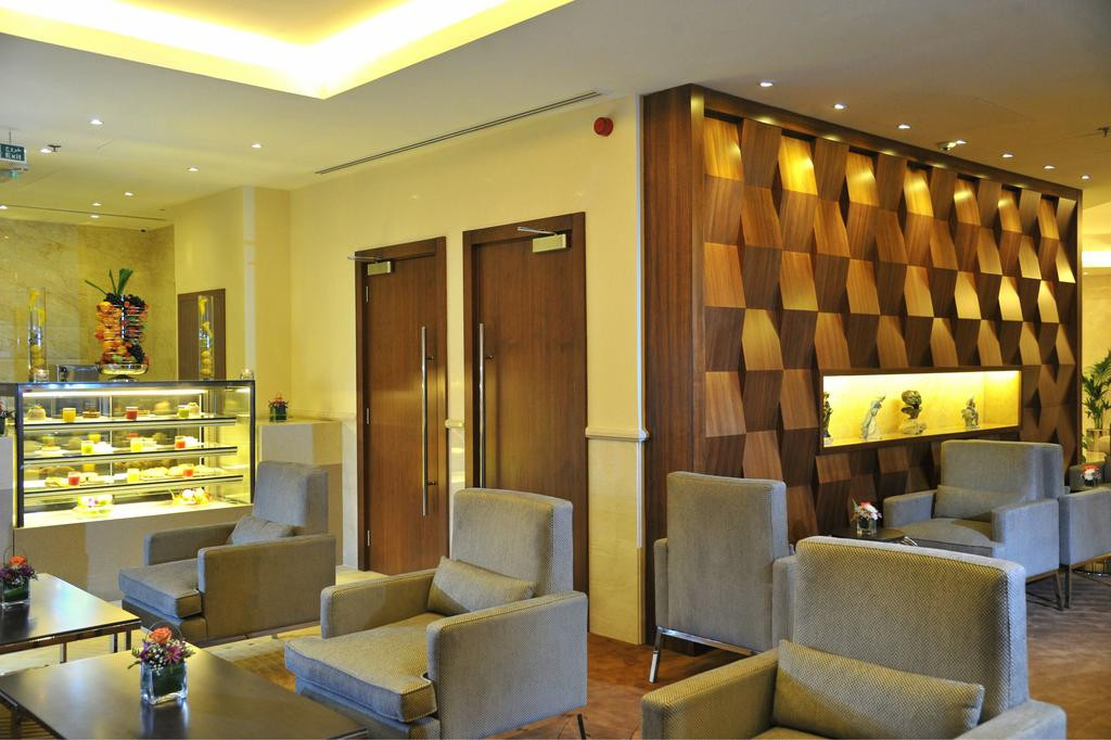 RAMADA ABU DHABI CORNICHE фото 8