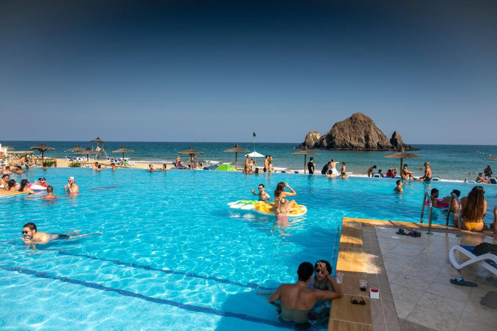 SANDY BEACH HOTEL & RESORT фото 7