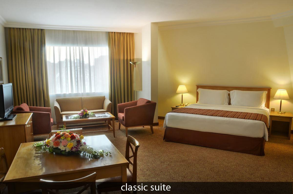 SWISS-BELHOTEL SHARJAH (EX. SHARJAH ROTANA) фото 4