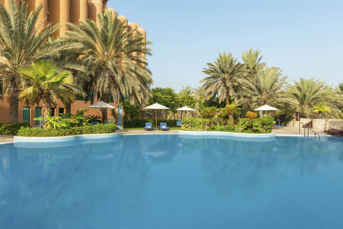 SHERATON ABU DHABI HOTEL & RESORT фото 2