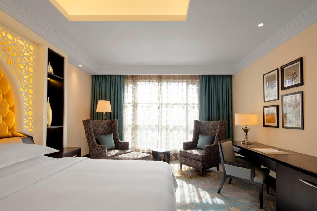 SHERATON SHARJAH BEACH RESORT & SPA фото 2