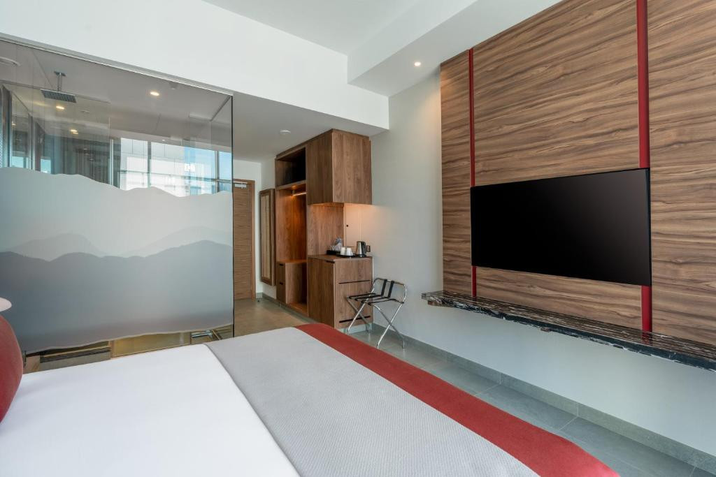 GRAND MILLENNIUM BUSINESS BAY (EX. SKY BAY HOTEL AT BUSINESS BAY) фото 4