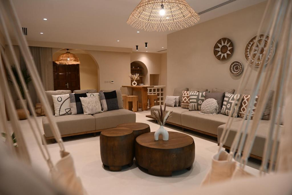 UMM AL QUWAIN BEACH HOTEL фото 2