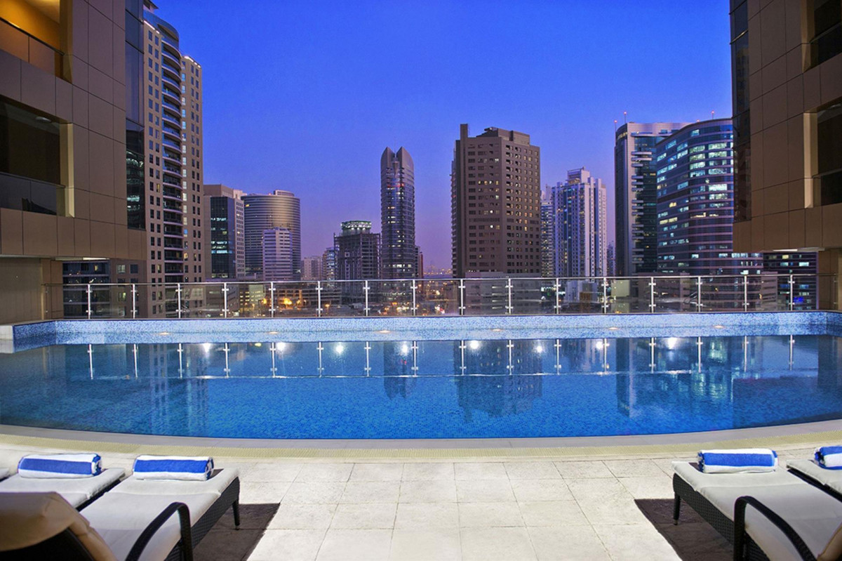 MERCURE DUBAI BARSHA HEIGHTS HOTEL SUITES & APARTMENTS фото 2